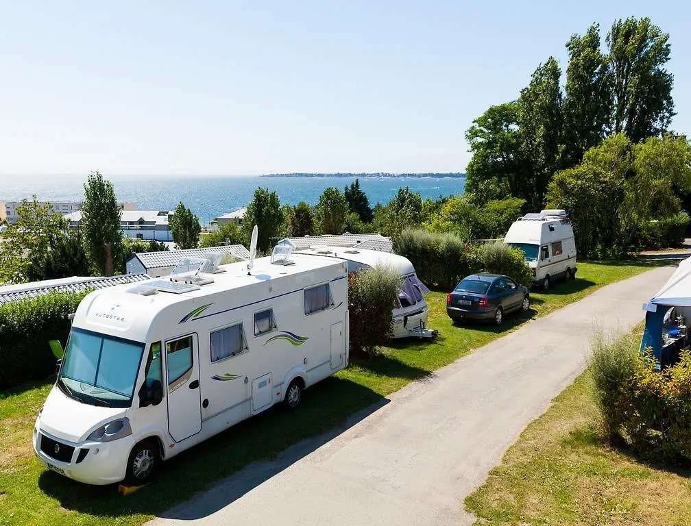Campingplatz Camping Les Sables Blancs Concarneau
